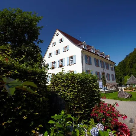 Hofgut Sternen - Wohnen In Kunst Und Kultur 3*