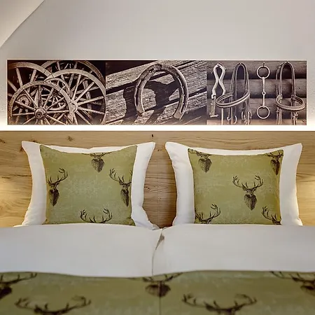 Hofgut Sternen - Wohnen In Kunst Und Kultur 3* Breitnau