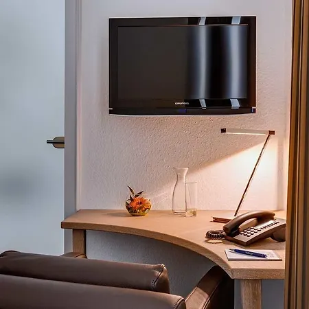Hofgut Sternen - Wohnen In Kunst Und Kultur Hotel