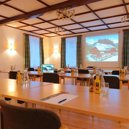 Hofgut Sternen - Wohnen In Kunst Und Kultur Hotel